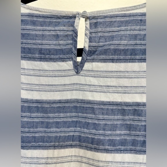 Andree by Unit Stripe Tassel Top - Picture 7 of 9